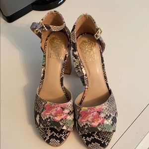 Never worn Vince Camuto heels, size 7.5